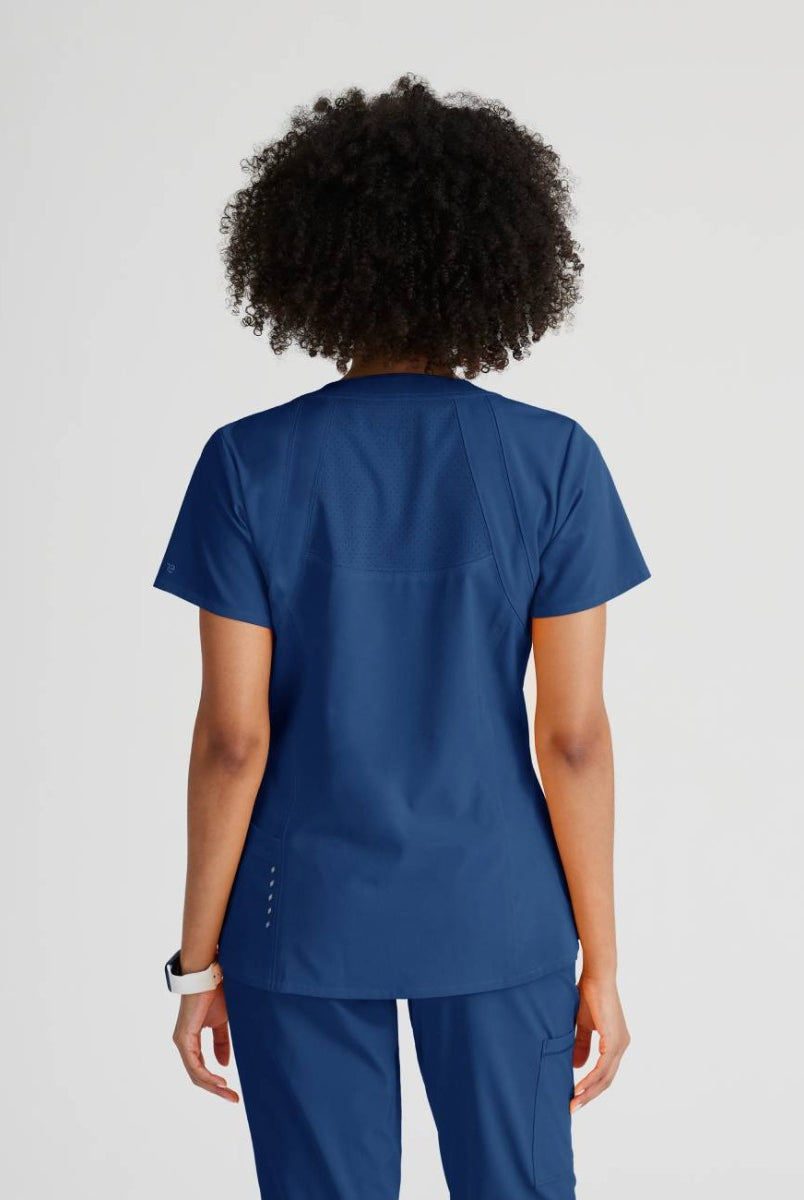 Barco One 4 Pocket V-Neck Perforated Panel Scrub Top | NAVY