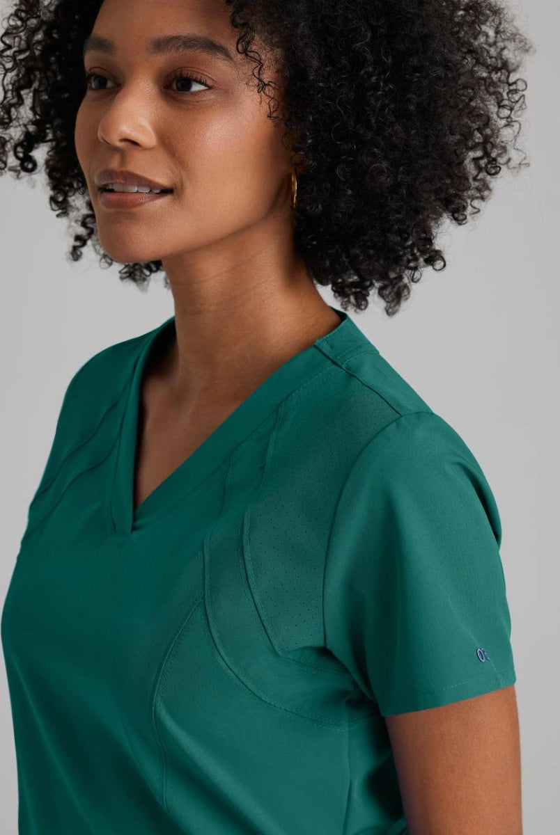 Barco One 4 Pocket V-Neck Perforated Panel Scrub Top | Hunter Green