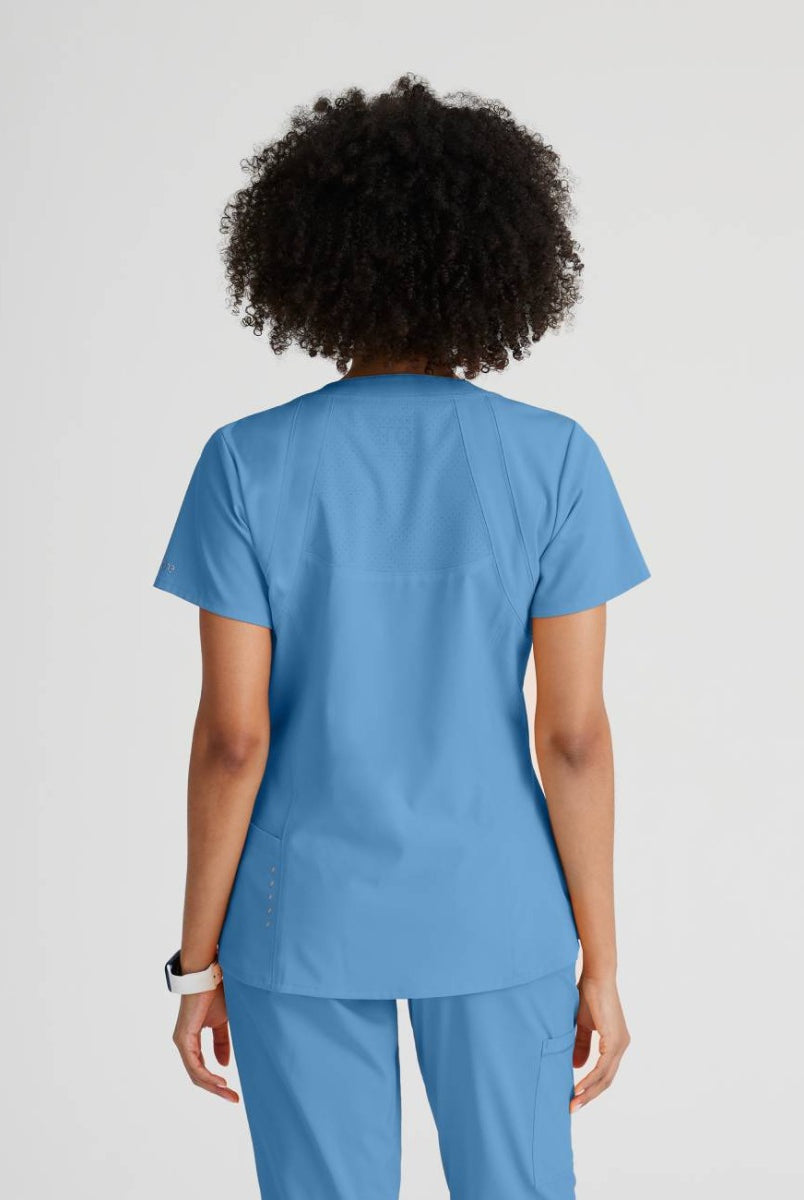 Barco One 4 Pocket V-Neck Perforated Panel Scrub Top | TRUE CEIL