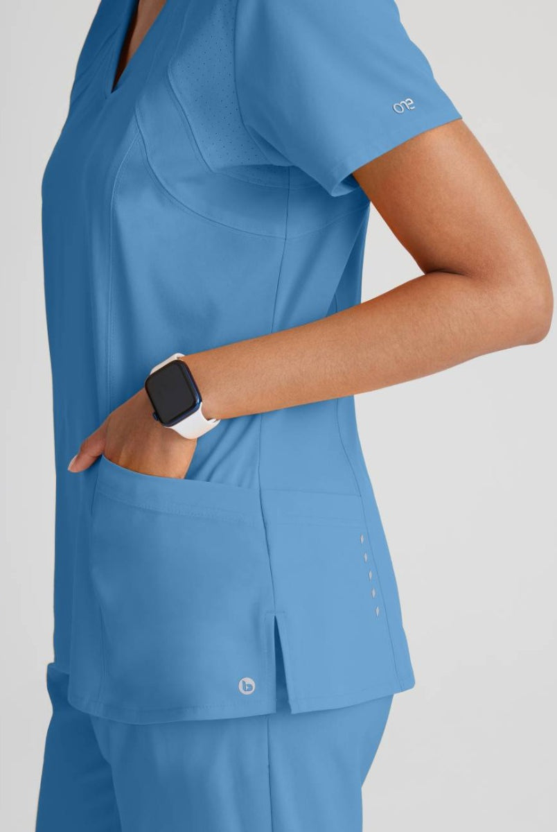 Barco One 4 Pocket V-Neck Perforated Panel Scrub Top | TRUE CEIL
