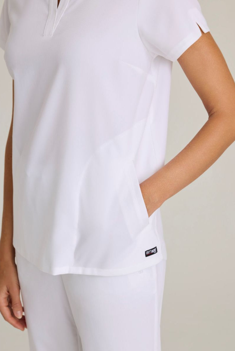 Grey's Anatomy Avery 2 Pocket Banded Collar Top | WHITE