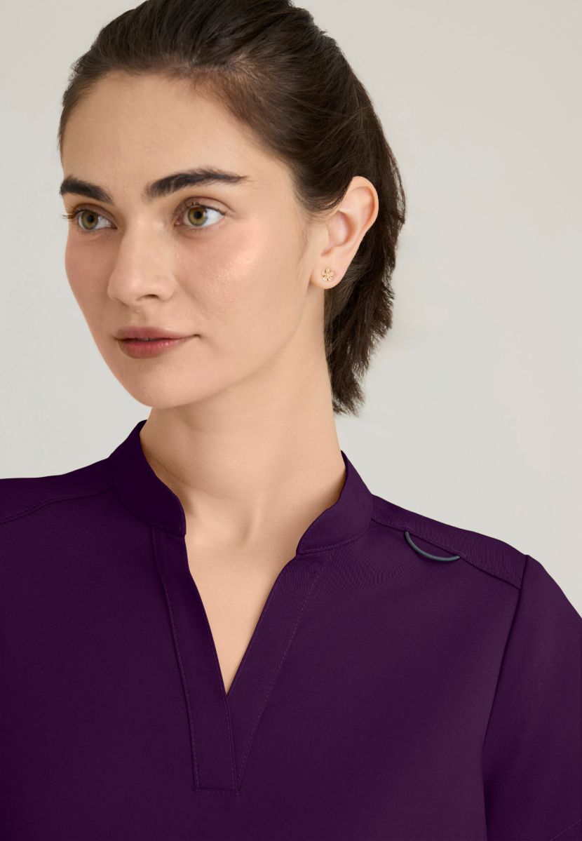 Grey's Anatomy Avery 2 Pocket Banded Collar Top | Eggplant