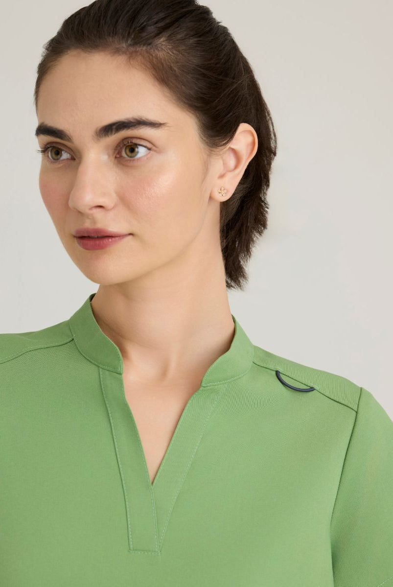 Grey's Anatomy Avery 2 Pocket Banded Collar Top | Sweet Basil