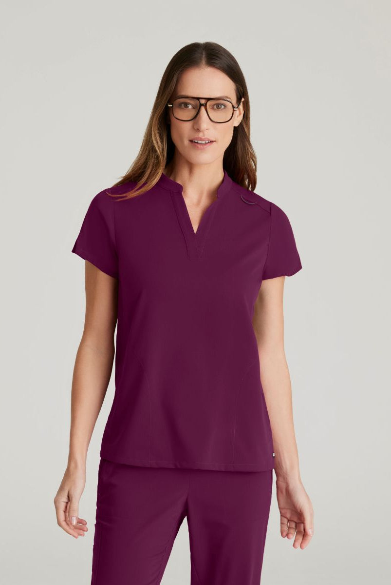 Grey's Anatomy Avery 2 Pocket Banded Collar Top | Wine