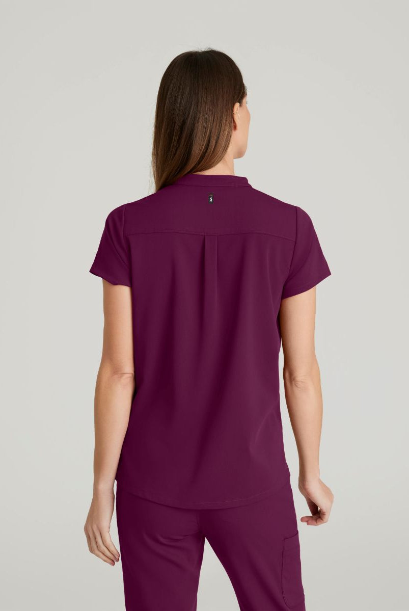 Grey's Anatomy Avery 2 Pocket Banded Collar Top | Wine