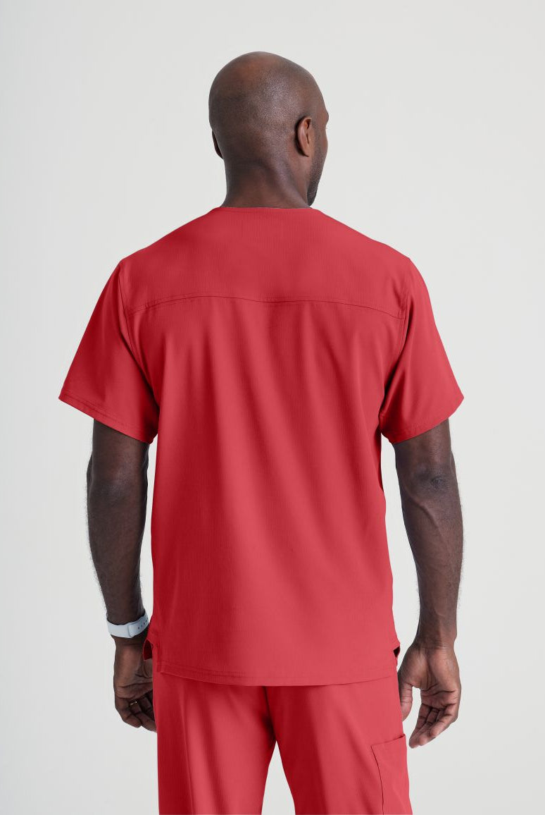 SKECHERS MALE STRUCTURE V-NECK TOP | RED