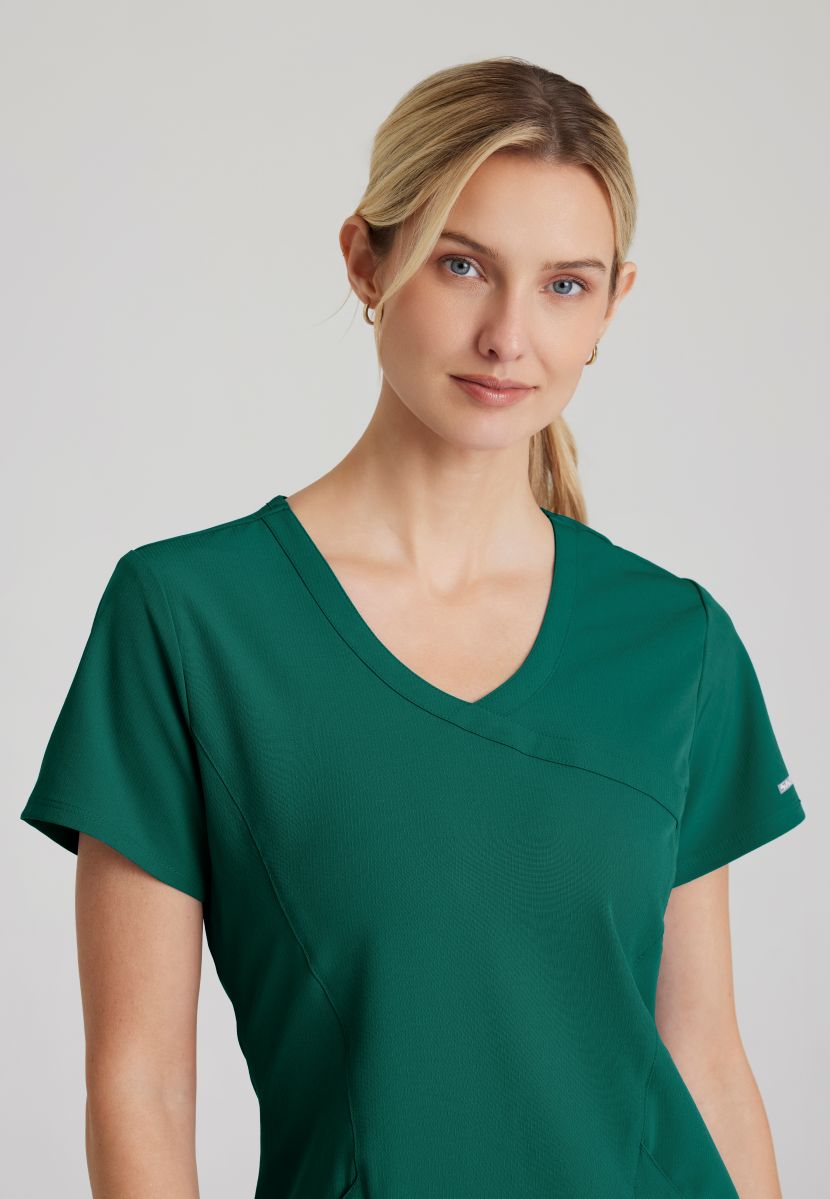 Skechers Reliance 3-Pocket Wrap Effect Scrub Top | Hunter Green