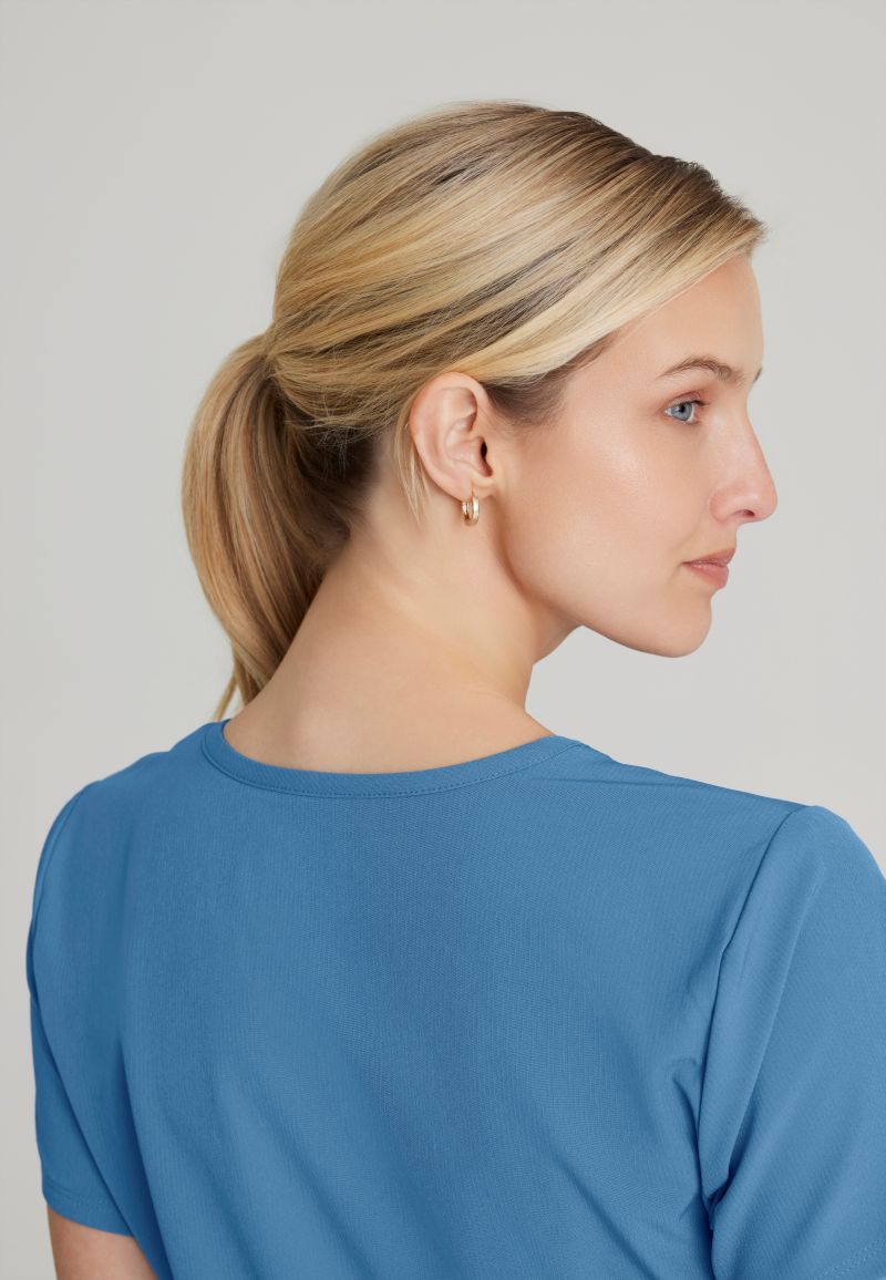 SKECHERS FEMALE RELIANCE 3-POCKET WRAP EFFECT TOP | TRUE CEIL