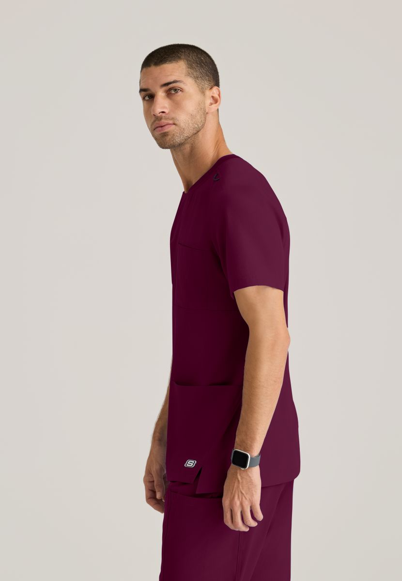 SKECHERS MALE THESIS THREE POCKET, ROUNDED NECKLINE SCRUB TOP | Wine