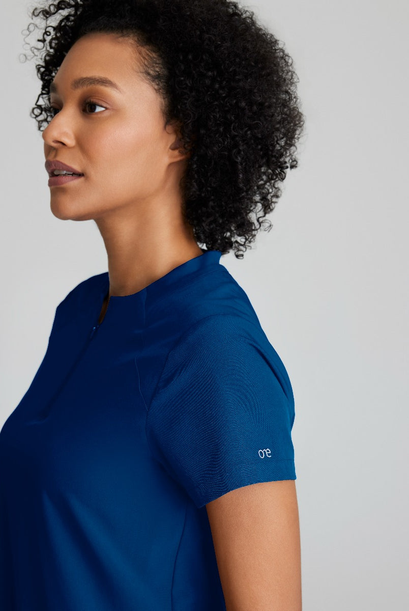 BARCO ONE FLUX FEMALE SCRUB TOP  | NAVY