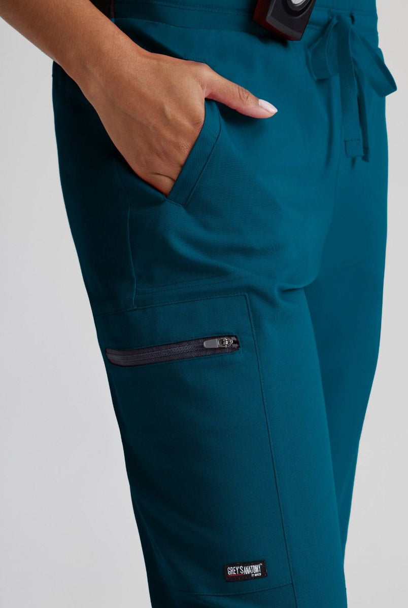 Greys Anatomy Kim 3 Pocket Elastic Back Waistband Zip-Pocket Pants PETITE (29") leg length | Bahama / Caribbean