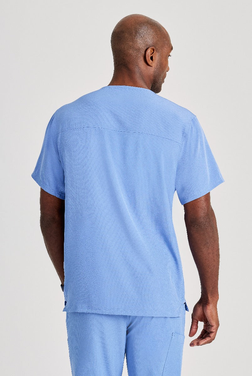 SKECHERS MALE STRUCTURE V-NECK TOP | TRUE CEIL