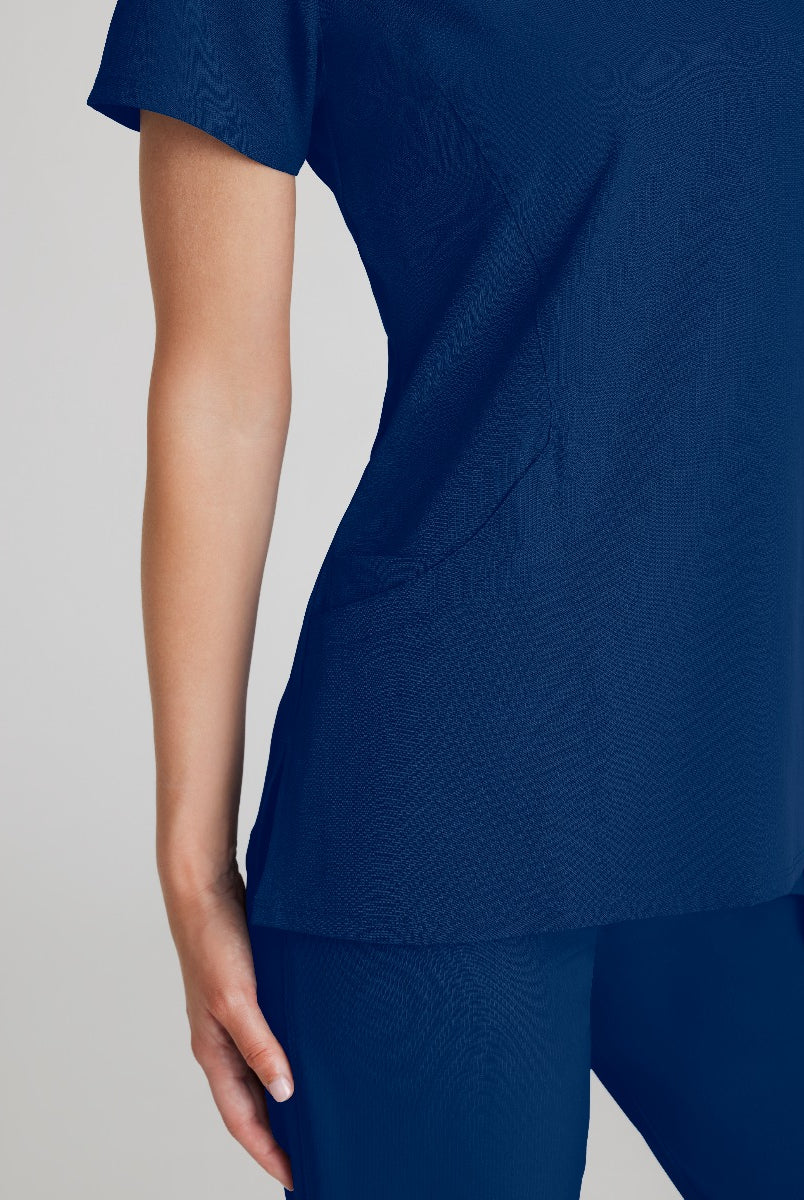SKECHERS FEMALE RELIANCE 3-POCKET WRAP EFFECT TOP | NAVY