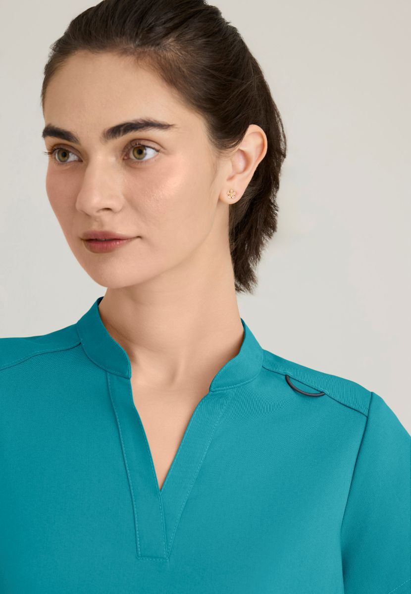 Grey's Anatomy Avery 2 Pocket Banded Collar Top | Teal