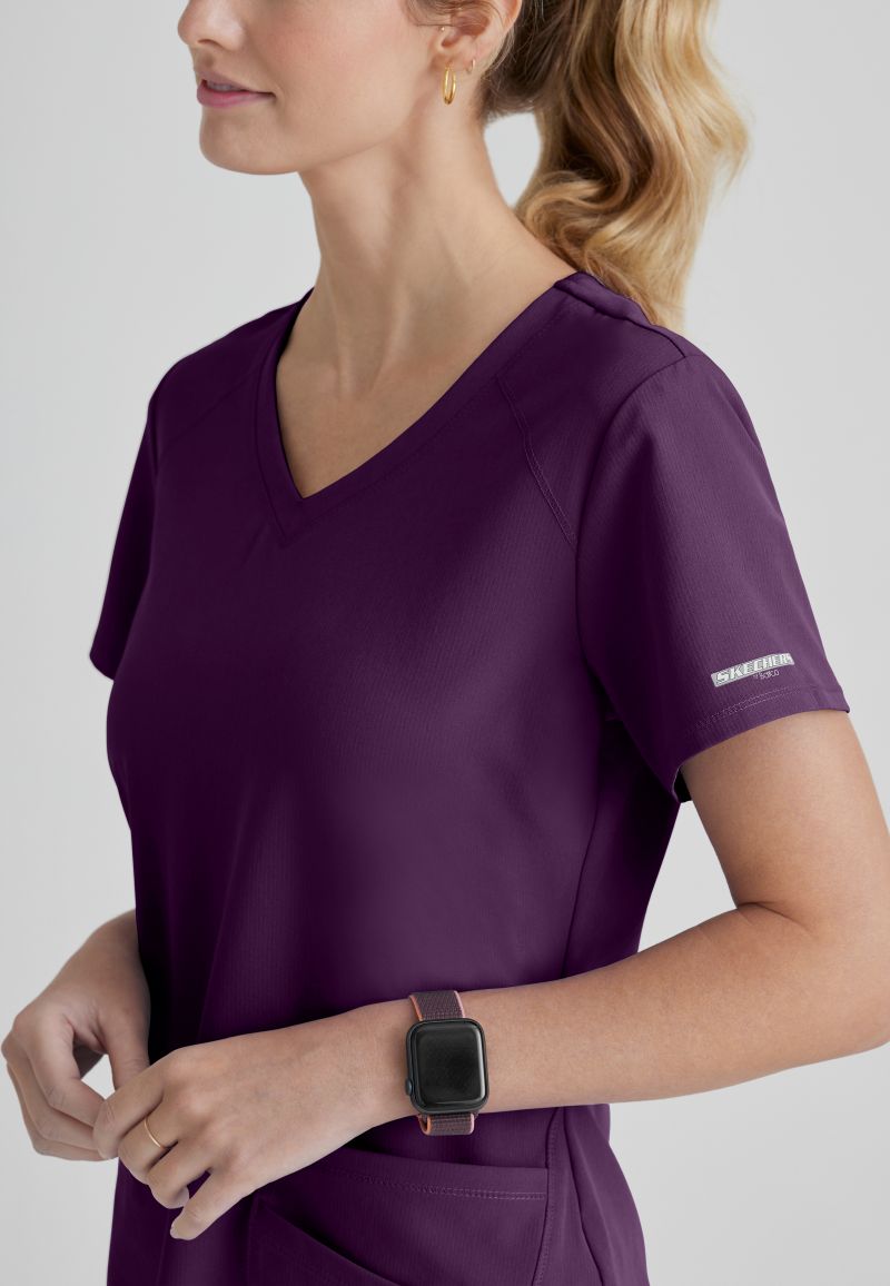 SKECHERS BREEZE 3-POCKET SHAPED HEM TOP | Eggplant