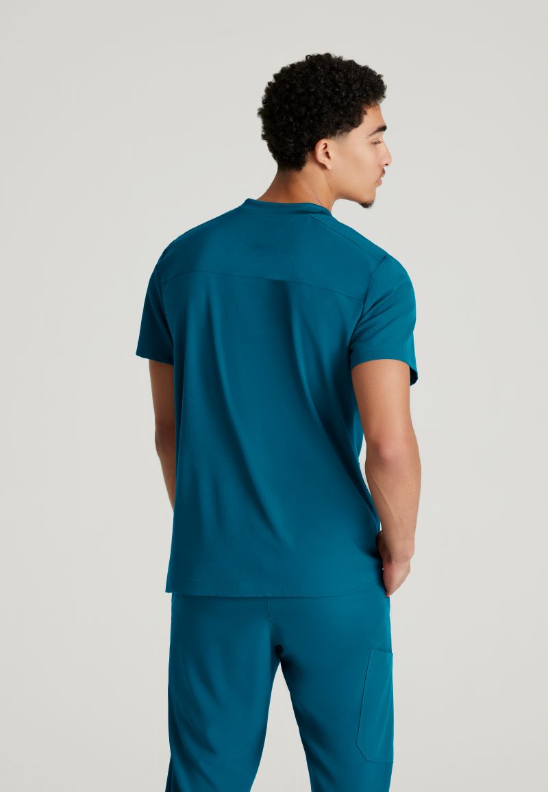SKECHERS MALE THESIS THREE POCKET, ROUNDED NECKLINE SCRUB TOP | Bahama / Caribbean