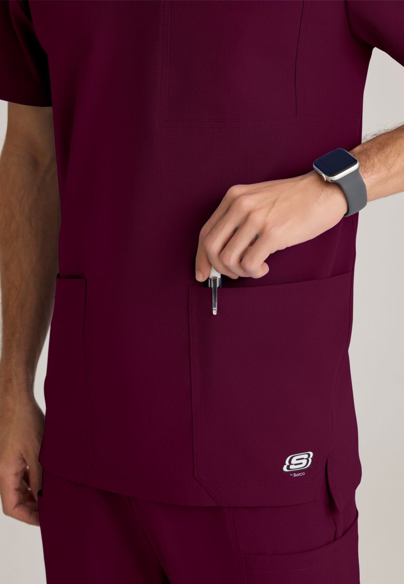 SKECHERS MALE THESIS THREE POCKET, ROUNDED NECKLINE SCRUB TOP | Wine